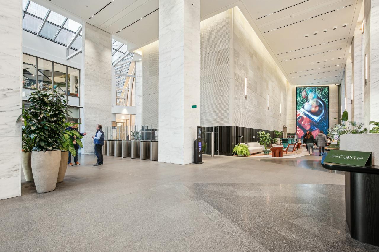 Bureau La Défense 12717m² Location bureau Courbevoie Hauts-de-Seine OLBUR2100402 12